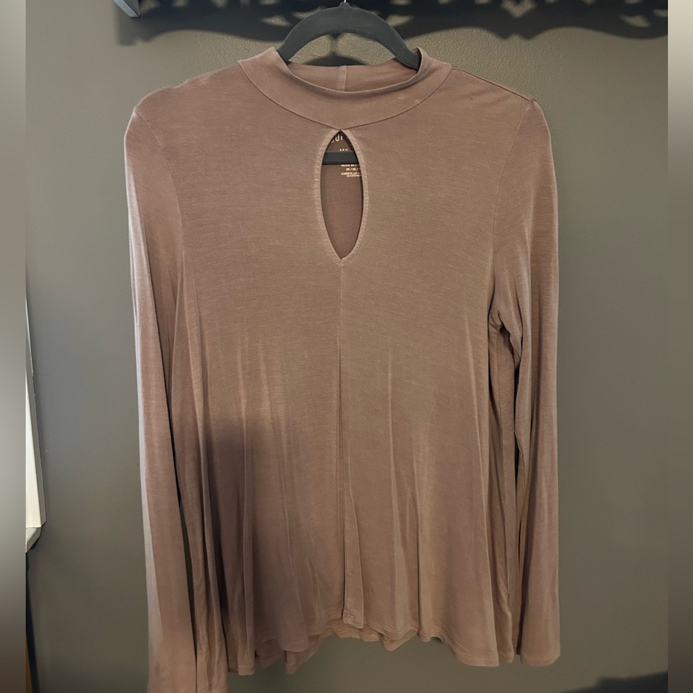 AE Soft & Sexy Keyhole Mock Neck top NWT